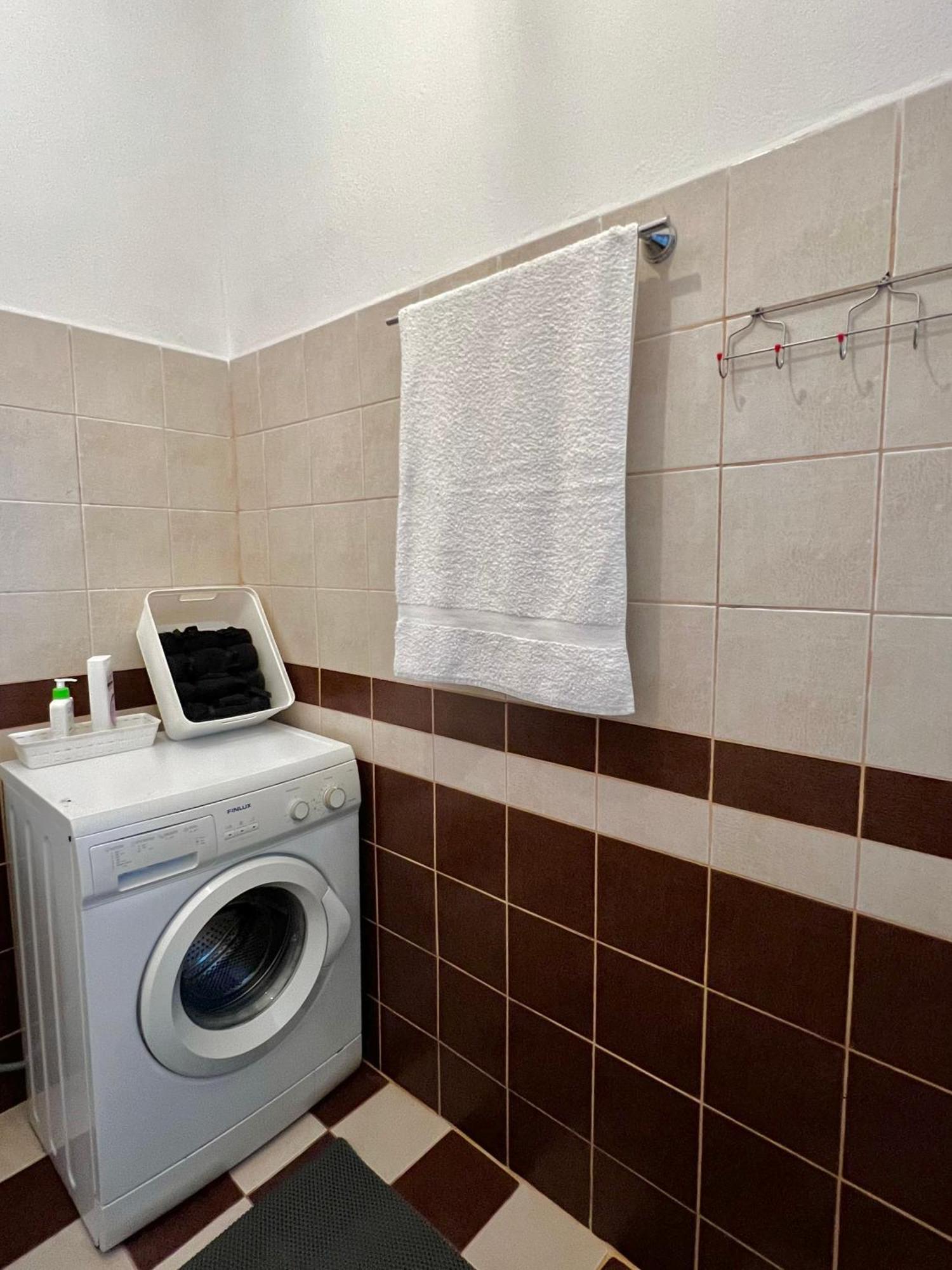 Ar Apartments Тирана Екстериор снимка